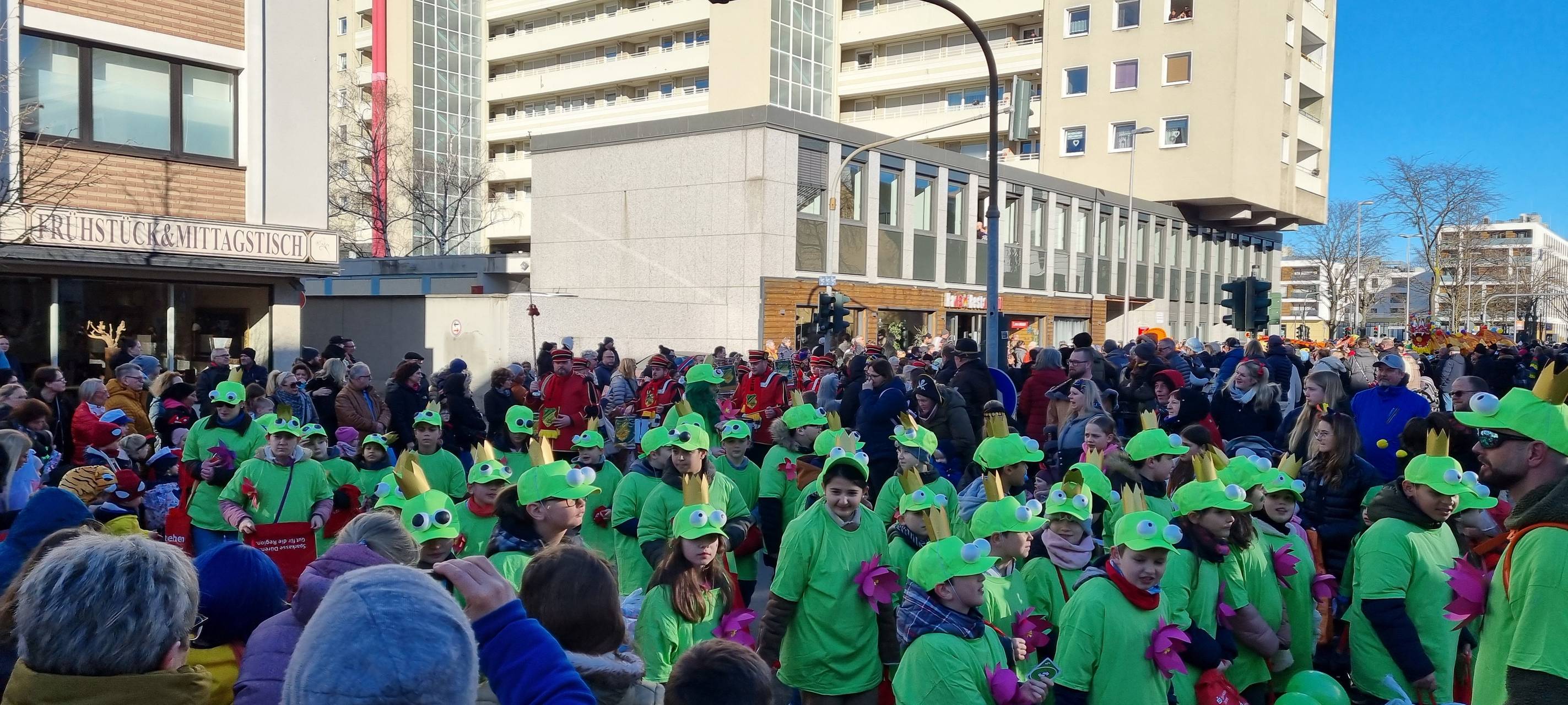 Rund 1.500 Teilnehmer beim Kinderkarneval