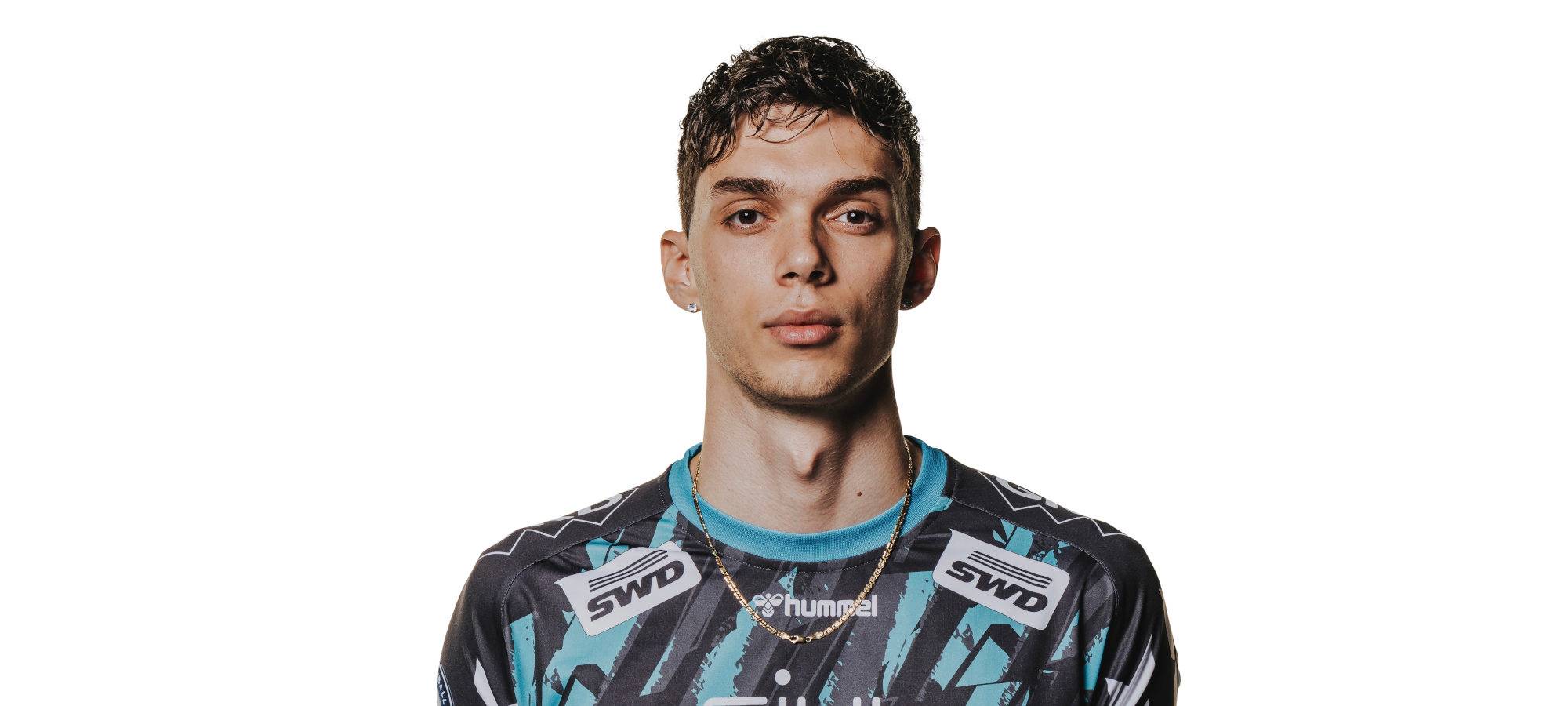 Neuzugang: Nils Becker verstärkt Powervolleys