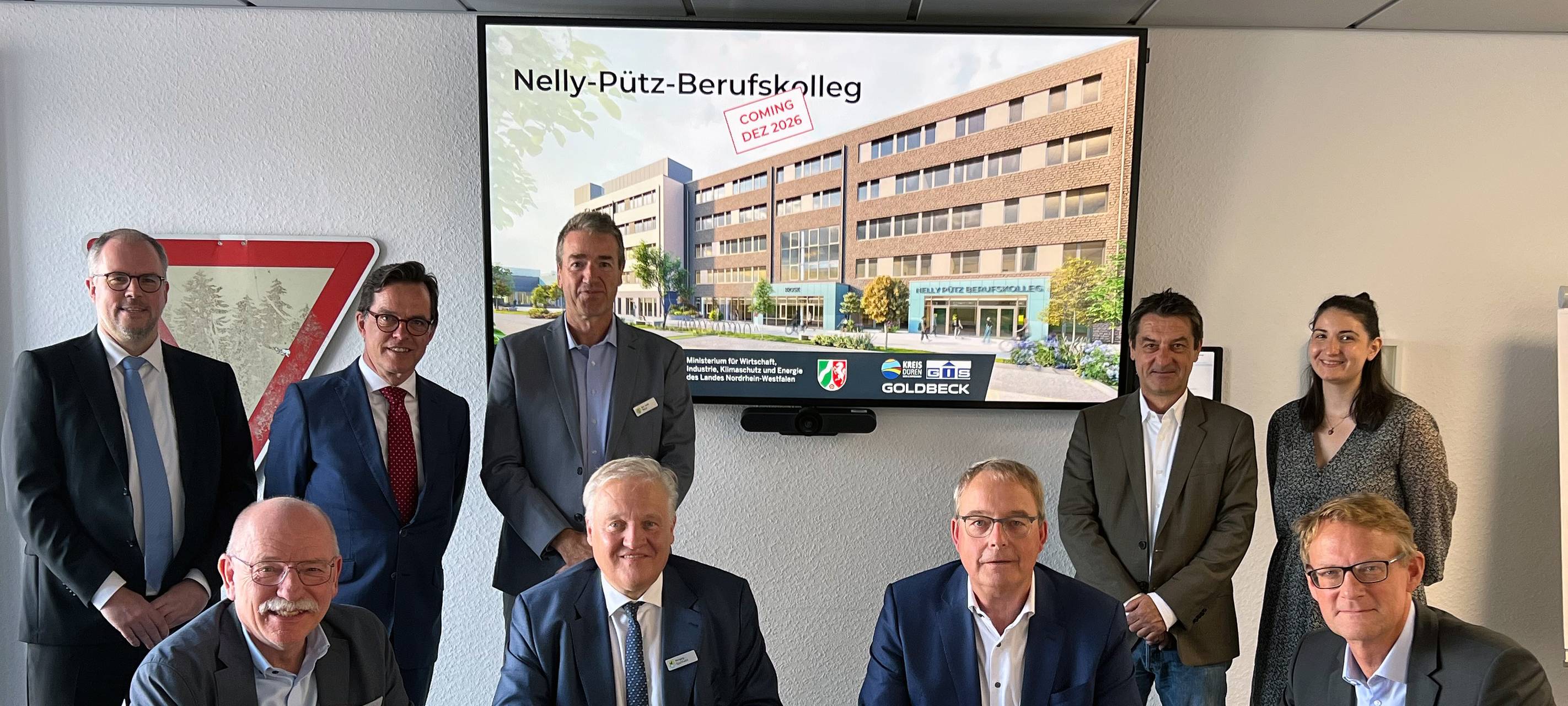 Vertrag für neues Berufskolleg unterschrieben