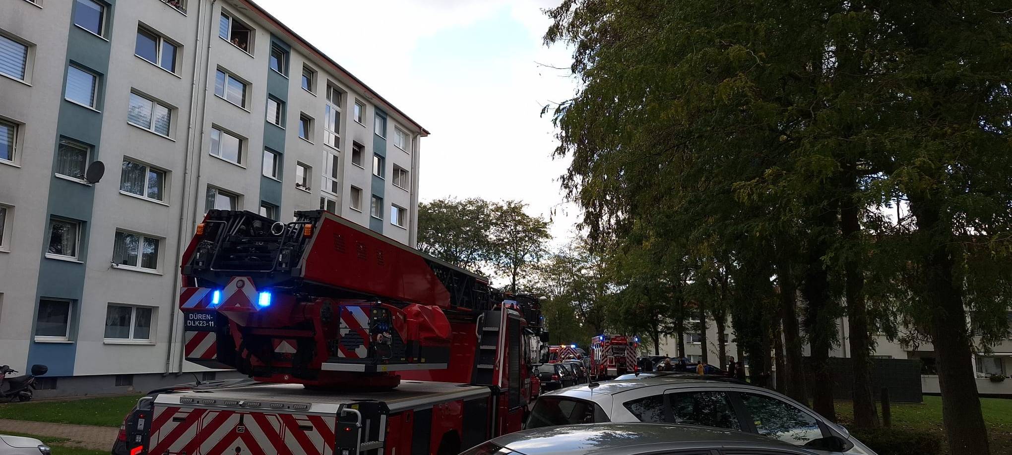 Feuerwehr muss Küchenbrand löschen