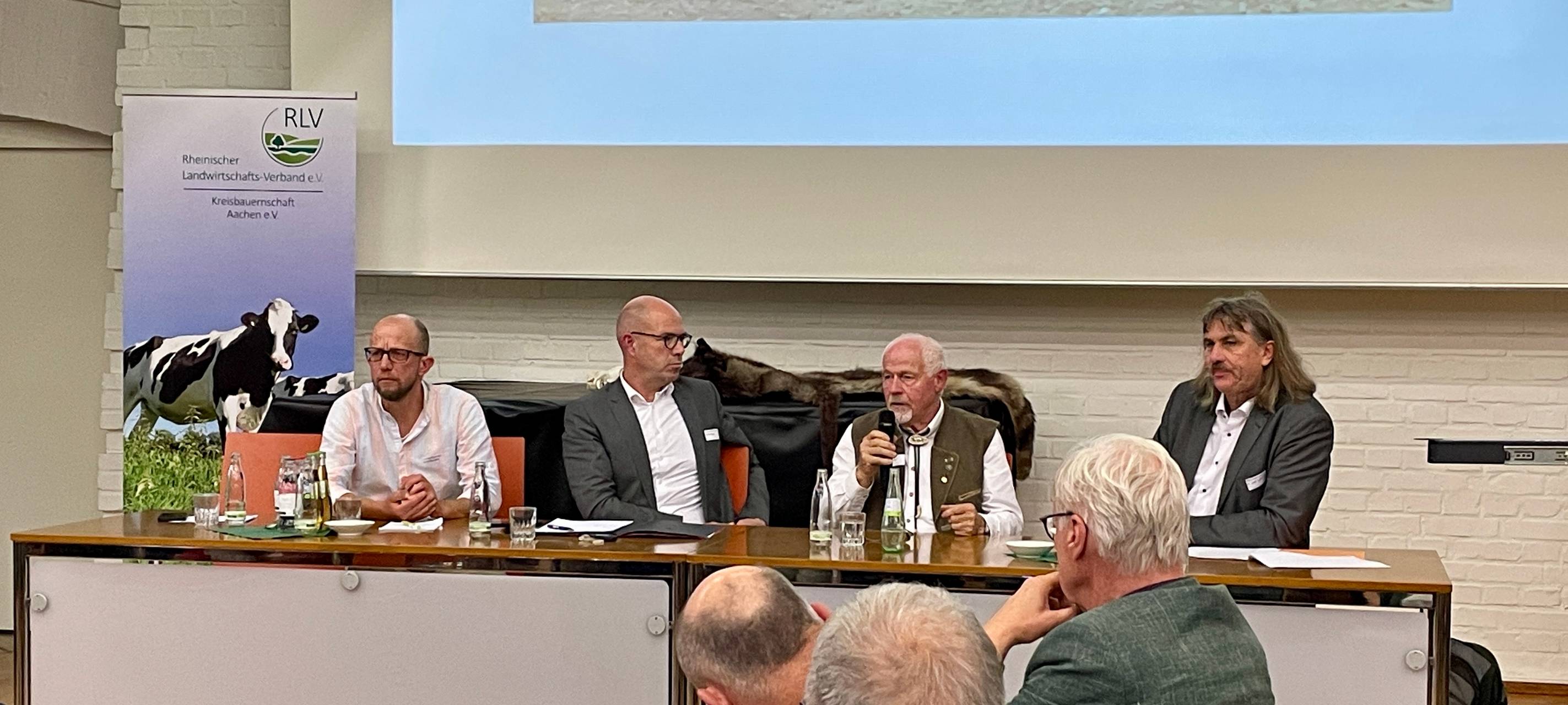 Kreis Düren: Diskussion um Wolf