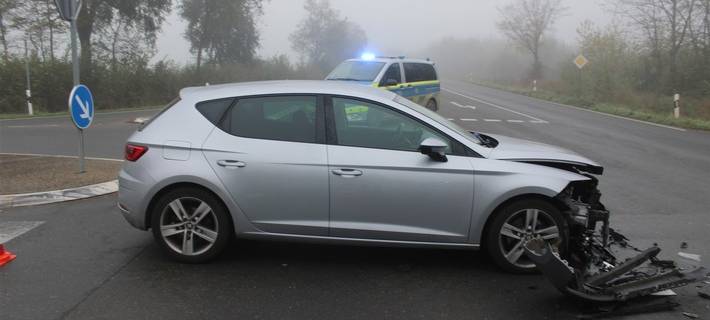 Abbiege-Unfall auf der Tagebaurandstraße