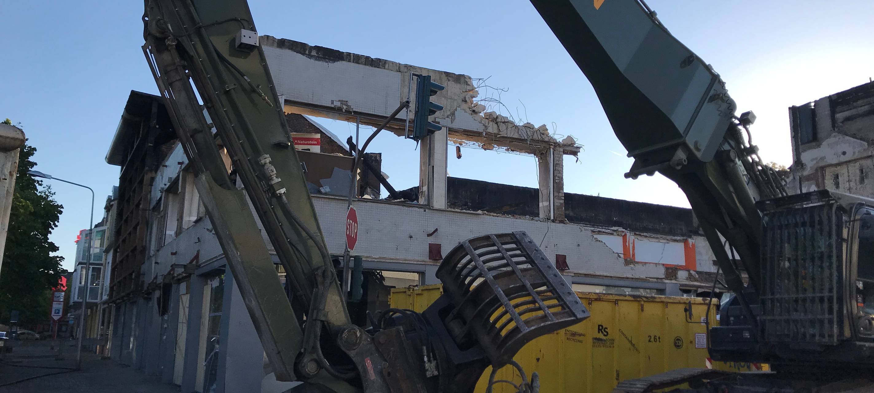 Abrissarbeiten unter Auflagen
