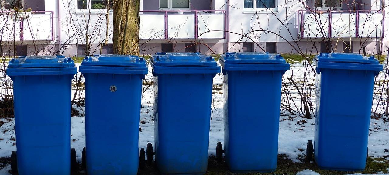 Altpapiertonnen in Kreuzau werden am Samstag abgeholt