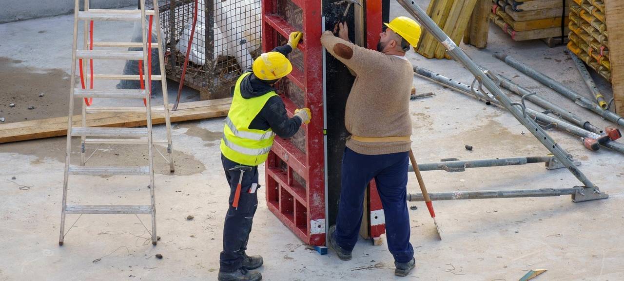 Mehr Geld für Mitarbeiter auf dem Bau im Kreis Düren