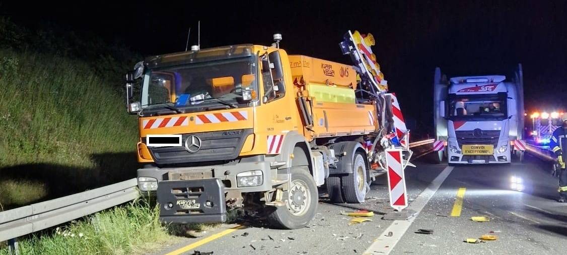 A4 derzeit wegen LKW-Unfall gesperrt
