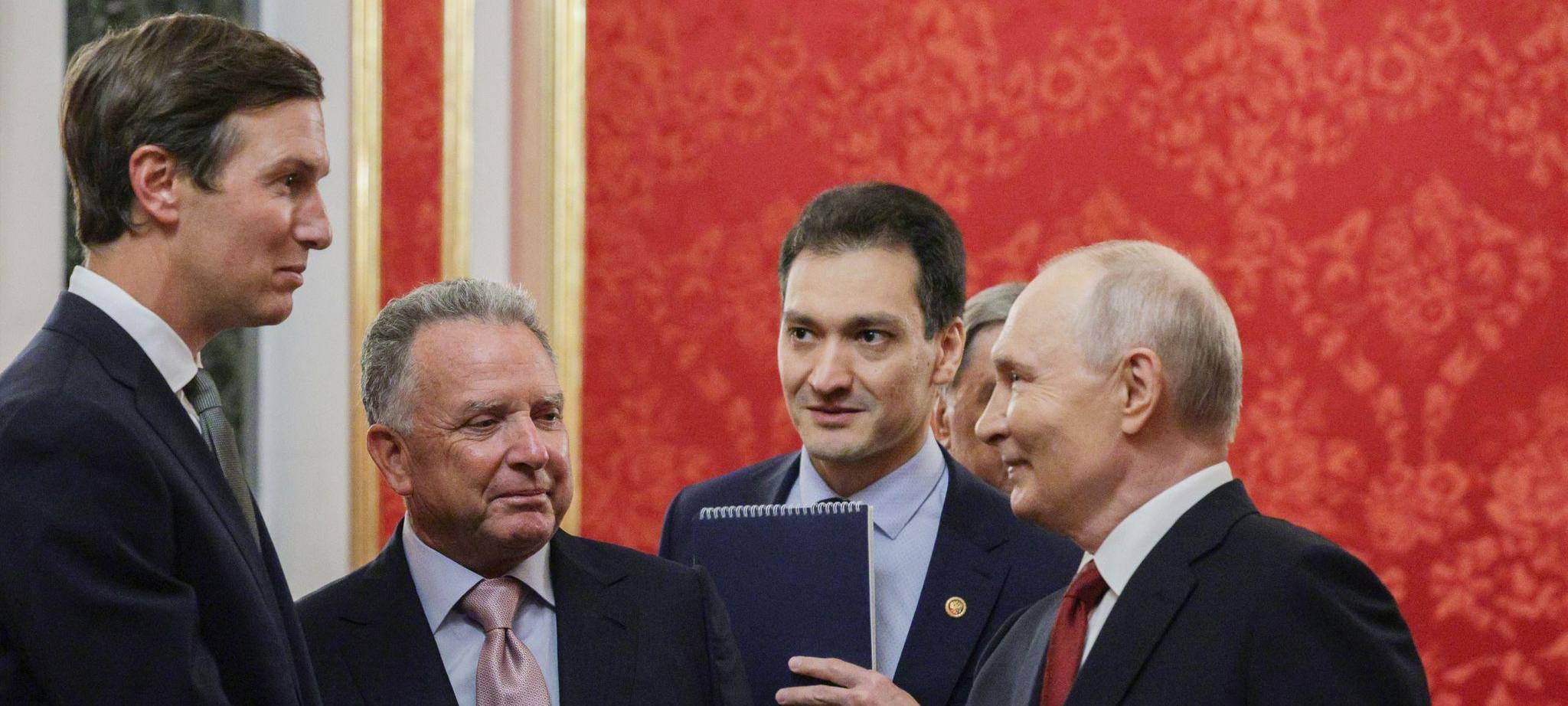 Ukraine-Krieg: Putin beginnt Gespräche mit US-Unterhändlern