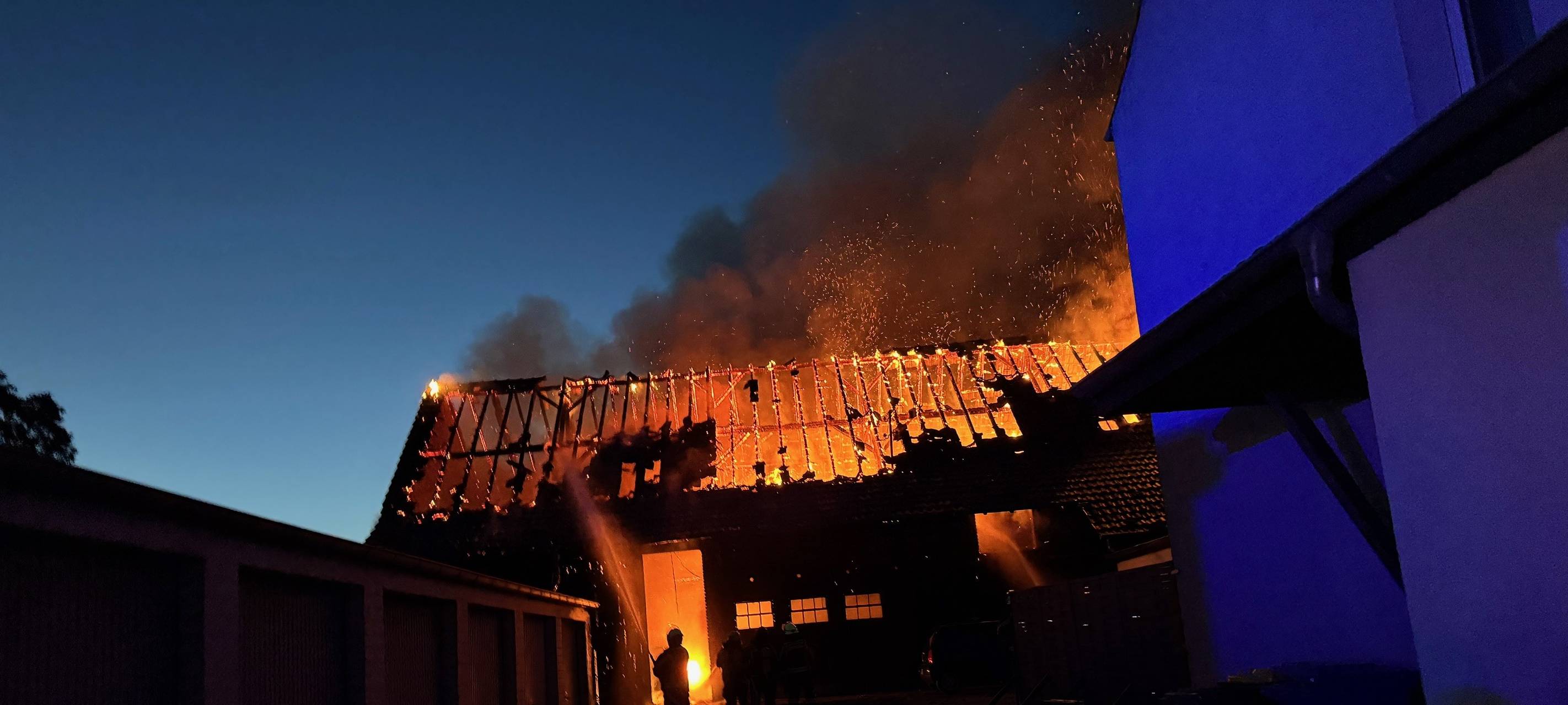 Scheunenbrand in Merken